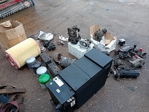 de vinzare diferite piese Daf Scania Iveco si remorci standard vario și mega  - imagine 2