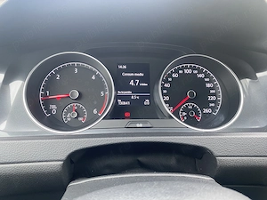 Volkswagen Golf 1.6 TDI Facelift - imagine 4