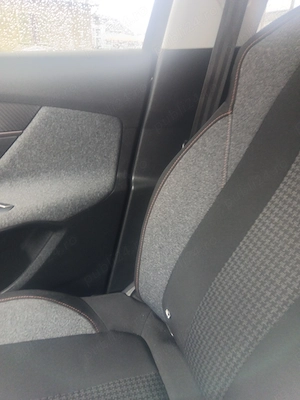 Vînd Peugeot 3008 benzină - imagine 5