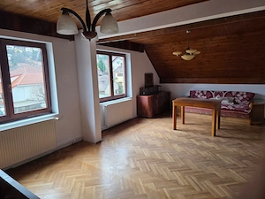 Casa ultra spatioasa 3 min de Piata Sfatului