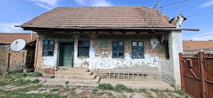 Vand Casa Compusa din 4 Camere - imagine 2