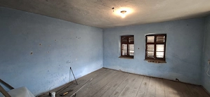 Vand Casa Compusa din 4 Camere - imagine 4