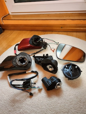 Piese oglindă Ford Mondeo MK5 