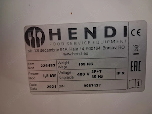 Vând malaxor nou profesional