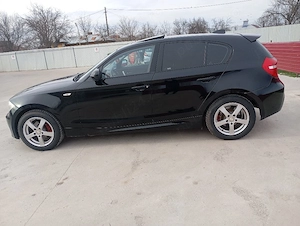 Vând BMW seria 1, 2011 , 2.0d 143 cp - imagine 4