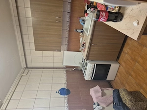 închiriez apartament 3 camere  - imagine 5