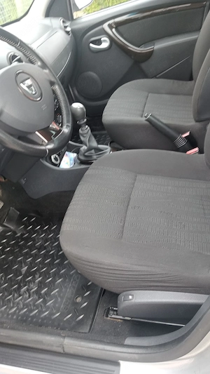 Vând Dacia Duster  - imagine 8