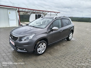 Peugeot 2008 1.2 PureTech 110 CP   2018 | Stare foarte bună - imagine 2