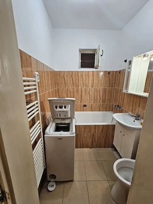 Inchiriez apartament cu 3 camere - imagine 5