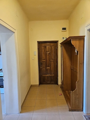 Inchiriez apartament cu 3 camere - imagine 8