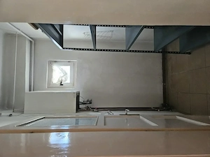 Inchiriez apartament cu 3 camere