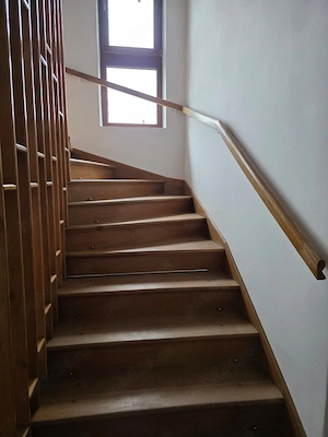 Casa ultra spatioasa  la 3 min de Piata Sfatului