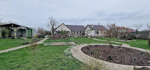 Refugiul verde,casa individuala ,amenajată nou - imagine 12