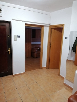 ULTRACENTRAL-ap 3 camere proprietar - imagine 3