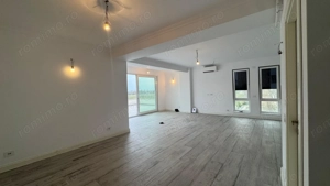COMISION 0% | Penthouse 3 Camere | 91 mp + 63 mp terasa | Zona Giroc - imagine 5