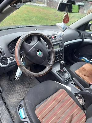 Skoda Octavia 2 benzina si GPL - imagine 4