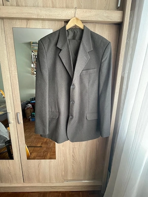 Costum barbatesc, gri, marime 58