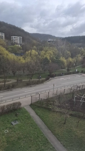 Inchiriez apartament decomandat, 2 camere, Stefan cel Mare - imagine 8