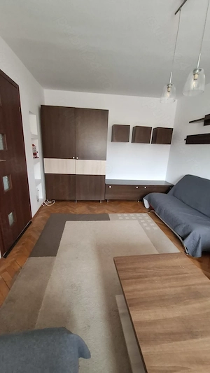 Inchiriez apartament decomandat, 2 camere, Stefan cel Mare - imagine 2