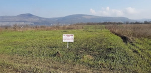 vand teren agricol extravilan