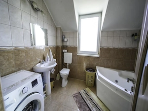 Casă de vânzare în Cristur   Str. Ulița Mare nr. 43 - imagine 9