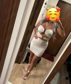   kataleya deplasari ,party 