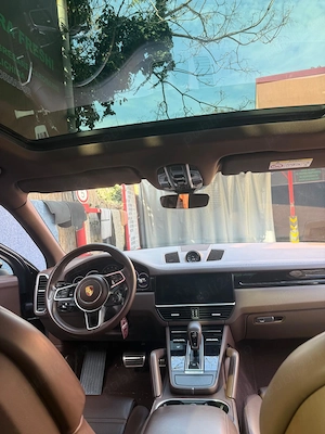 Porsche Cayenne S - imagine 2