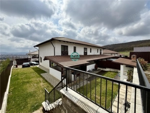 Casa cu 4 camere de vanzare, moderna, teren 570 mp, in Unirii