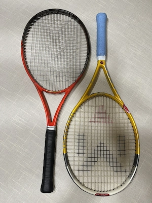 Rachete tenis 75lei buc.