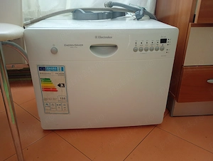 Masina de spalat vase