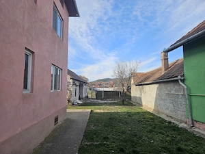 Schimb vand casa cu etaj plus teren hateg - imagine 2