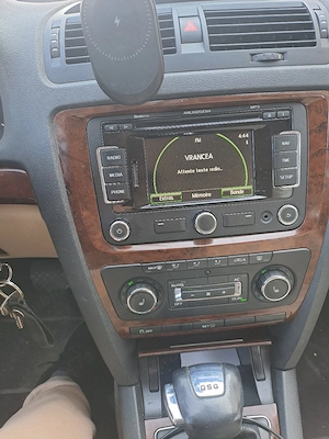 Skoda Octavia 2012 mot 1,4 cutie automata - imagine 2