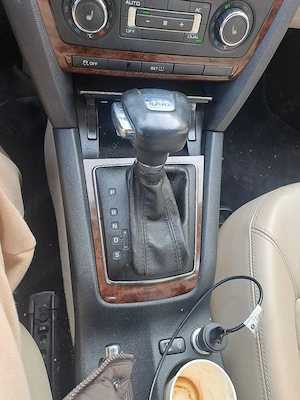 Skoda Octavia 2012 mot 1,4 cutie automata - imagine 4