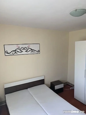 2 camere zona Parcul Carol