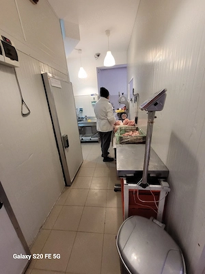 închiriez măcelărie  - imagine 4