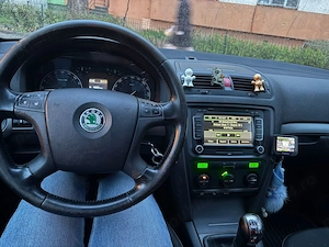 Vând Skoda Octavia 2 an 2009, model brek (combi), motor 2.0 TDI, cutie manuală 6 trepte.  - imagine 5