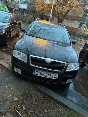 Vând Skoda Octavia 2 an 2009, model brek (combi), motor 2.0 TDI, cutie manuală 6 trepte.  - imagine 3