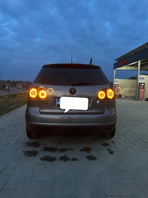 Vând Volkswagen Golf V Plus 1.9 TDI   105 CP   2007 - imagine 6
