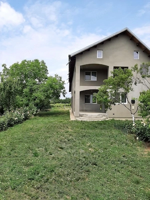 Casă 200mp + teren 2745mp la 30km Bucuresti - preț ajustat pentru vânzare rapidă
