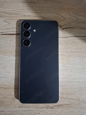 Samsung s25FE ca nou