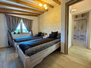 Casa cu 4 camere 160 mp + curte 250 mp, parcare, pet friendly, zona Tractorul  - imagine 11