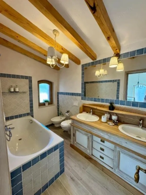 Casa cu 4 camere 160 mp + curte 250 mp, parcare, pet friendly, zona Tractorul  - imagine 12