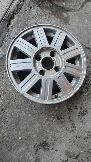 vand jante originale Ford fiesta  - imagine 4