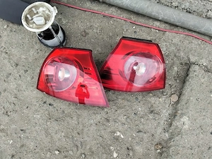 Stopuri golf 5, stare buna, 700 lei , spate