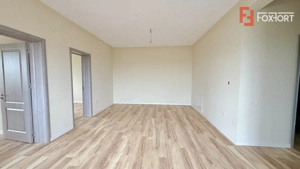 Duplex pe parter 4 camere Ghiroda  - imagine 2