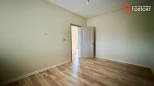 Duplex pe parter 4 camere Ghiroda  - imagine 9