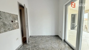 Duplex pe parter 4 camere Ghiroda  - imagine 11