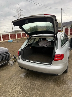 dezmembrez audi a4 b8 2.0 tdi caga orice piesa disponibila 