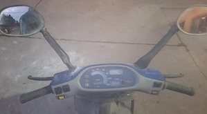 Vând 2x Piaggio Sfera 80   unul funcțional + piese - imagine 2