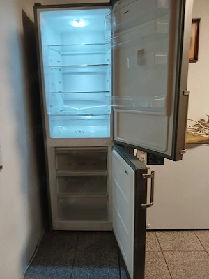 vînd combină frigorifică